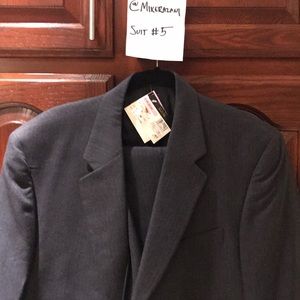 Gray pinstripe Tasso Elba suit 42R/30W